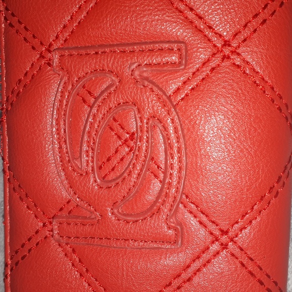 Bebe Red Quilted Wallet - Picture 5 of 5